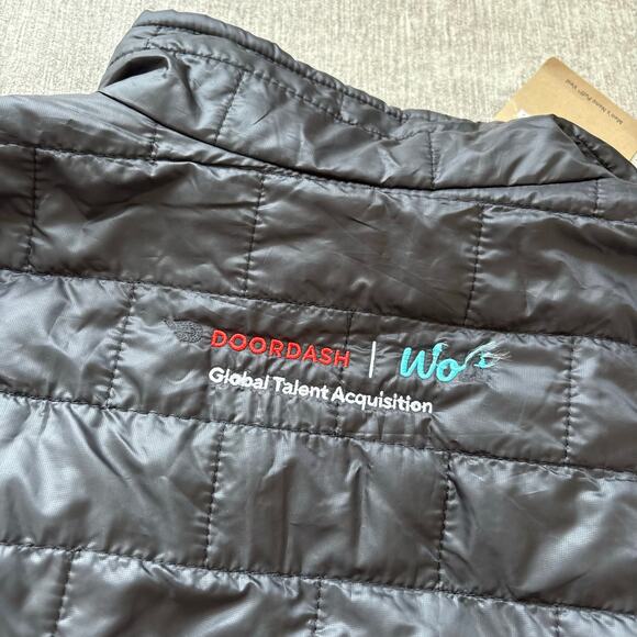 NWT Men’s Patagonia Nano Puff Vest *please read* - Picture 6 of 6